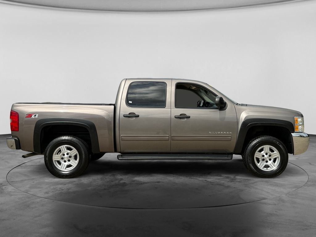 Used 2012 Chevrolet Silverado 1500 LT w/ All-Star Edition AWD/4WD image 10