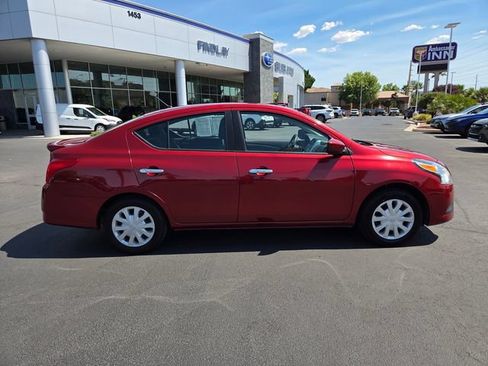 Used 2019 Nissan Versa SV FWD image 3