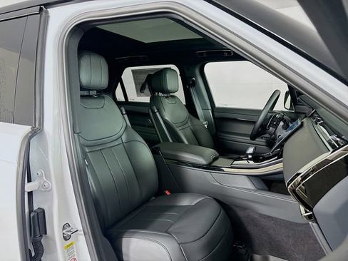New 2026 Land Rover Range Rover Sport SE AWD/4WD image 25
