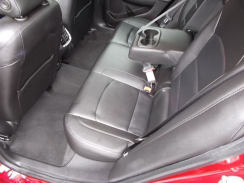 Used 2017 Chevrolet Malibu LT w/ Leather Package FWD image 24