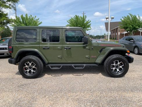 Used 2021 Jeep Wrangler Unlimited Rubicon AWD/4WD image 2