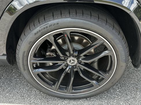 Certified 2025 Mercedes-Benz GLS 580 4MATIC image 23
