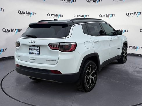 Used 2024 Jeep Compass Limited AWD/4WD image 5
