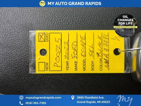 Used 2022 Ford Escape SEL w/ Technology Package image 37