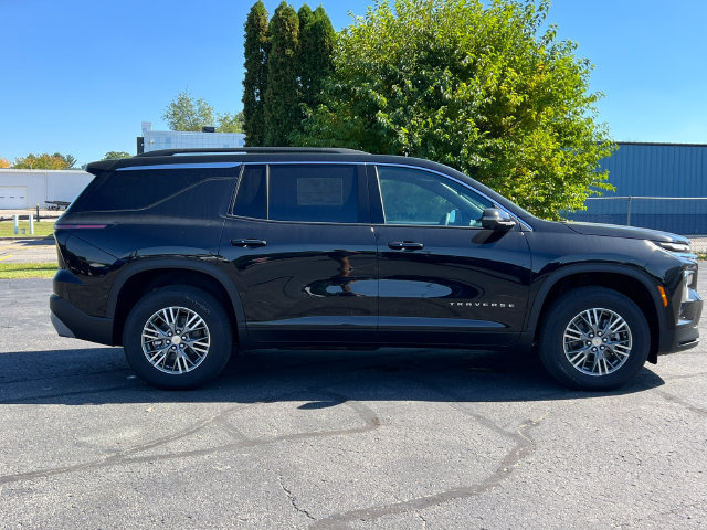 New 2026 Chevrolet Traverse LT w/ Driver Confidence Package AWD/4WD image 49