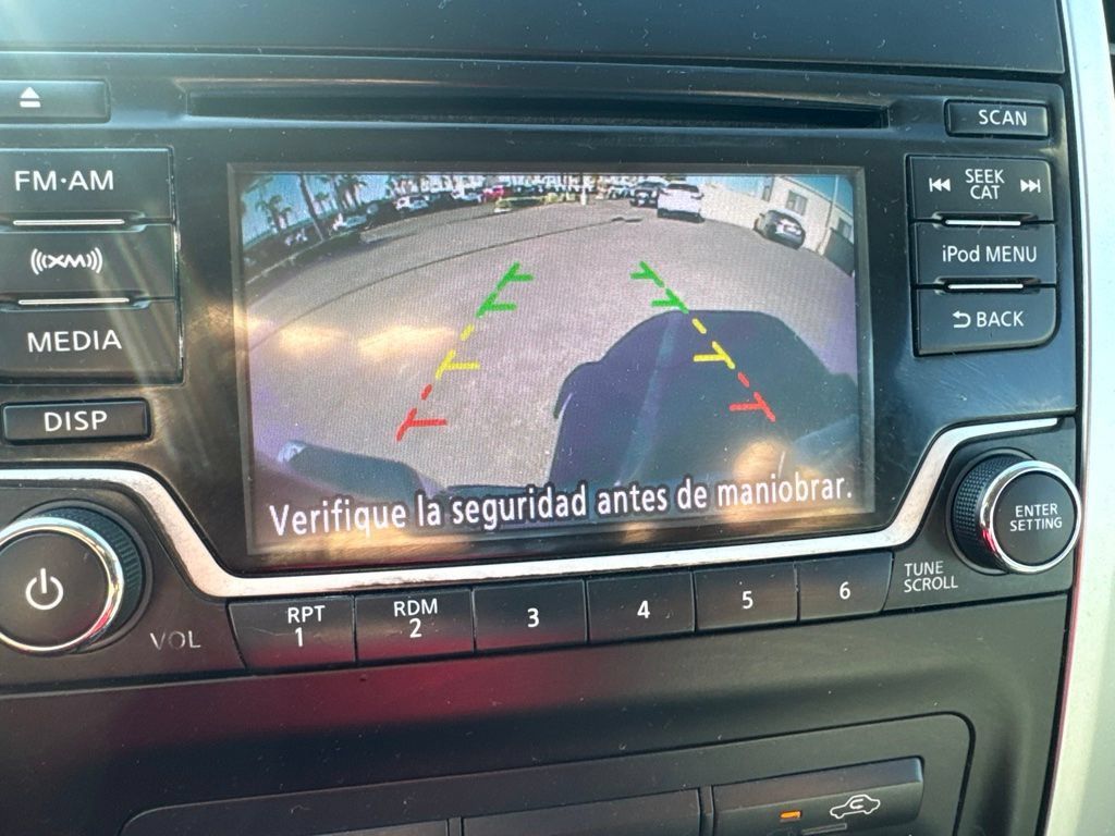 Used 2018 Nissan Frontier SV RWD image 22