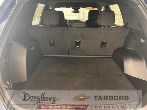 Used 2025 Chevrolet Equinox LT FWD image 33