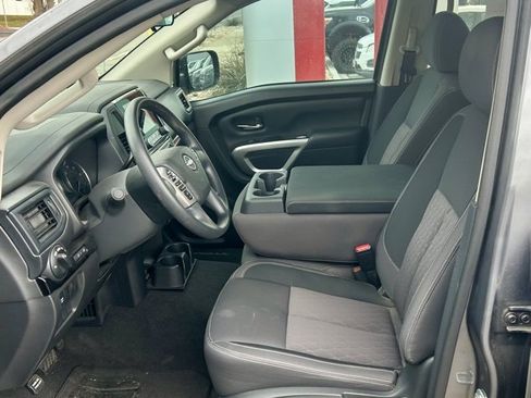 Used 2024 Nissan Titan SV w/ Accessory Utility Package image 7