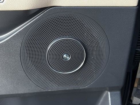 Certified 2023 Ford Expedition Limited image 26