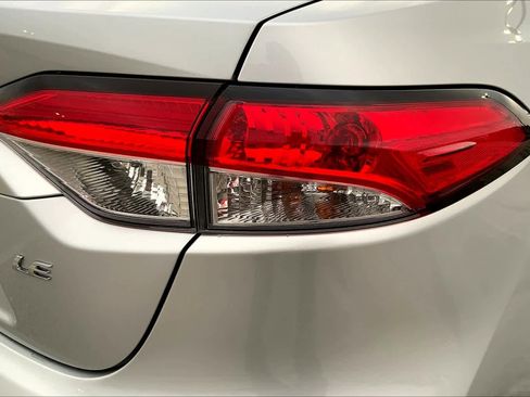 Used 2023 Toyota Corolla LE FWD image 29