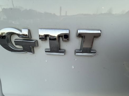 Used 2011 Volkswagen GTI 4-Door image 42
