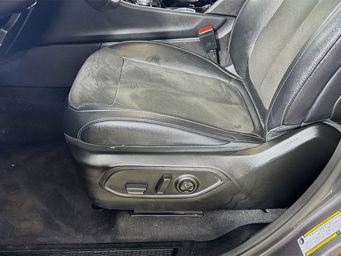 Used 2022 Jeep Grand Cherokee L Laredo image 22