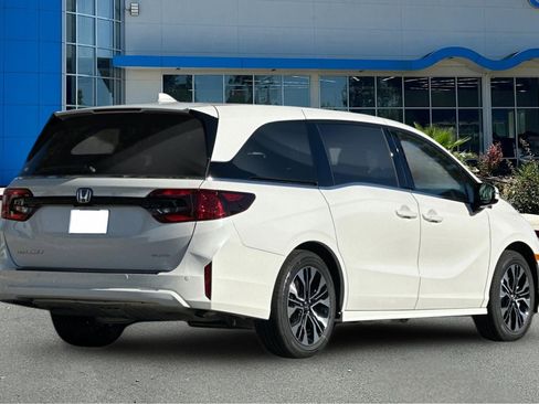 New 2026 Honda Odyssey Elite image 8