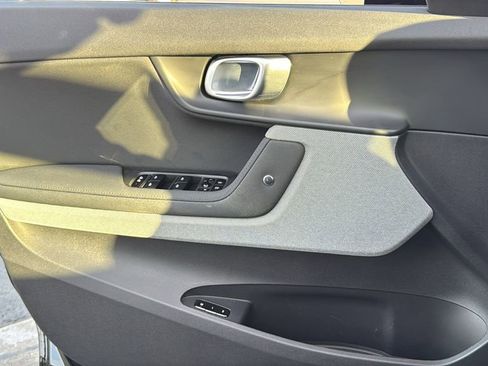 Used 2024 Polestar Polestar 2 w/ Pilot Pack image 23