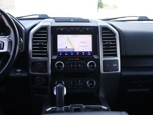 Used 2020 Ford F150 Platinum w/ Equipment Group 701A Luxury AWD/4WD image 24
