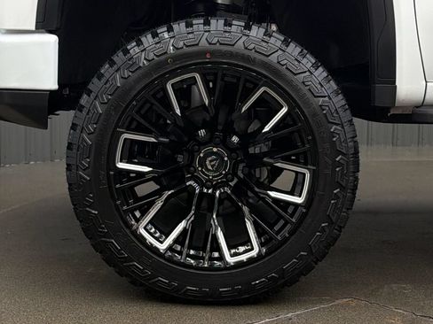 Used 2026 GMC Sierra 1500 AT4 w/ AT4 Premium Package AWD/4WD image 10