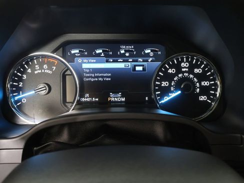 Used 2019 Ford F150 Platinum w/ Equipment Group 701A Luxury image 37