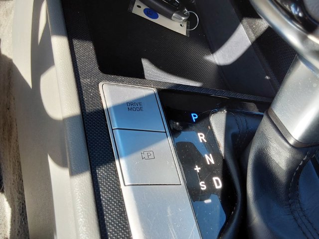 Used 2023 Hyundai Elantra SEL FWD image 30