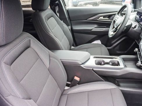 New 2026 Chevrolet Equinox EV LT image 13