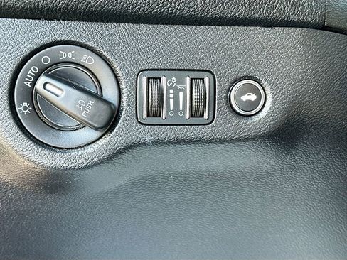 Used 2016 Dodge Challenger R/T Scat Pack image 10