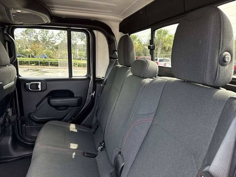 Used 2026 Jeep Gladiator Rubicon AWD/4WD image 11