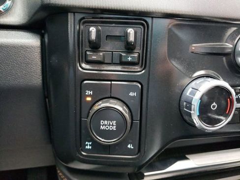 Used 2024 Ford F350 Platinum image 26