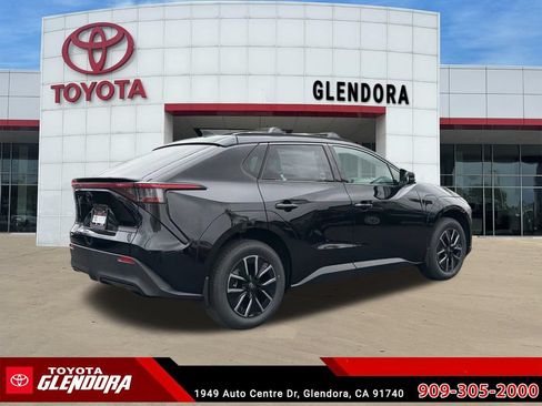 New 2026 Toyota bZ FWD image 11