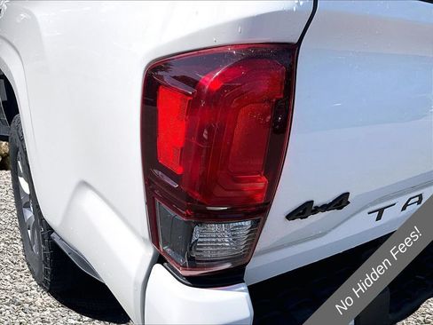 Used 2021 Toyota Tacoma SR w/ SR Convenience Package AWD/4WD image 26