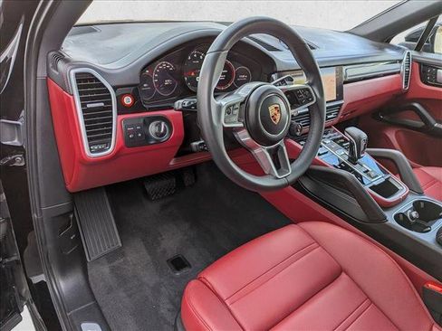 Used 2023 Porsche Cayenne Platinum Edition AWD/4WD image 10