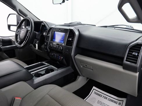 Used 2020 Ford F150 XLT w/ Heavy-Duty Payload Package AWD/4WD image 16