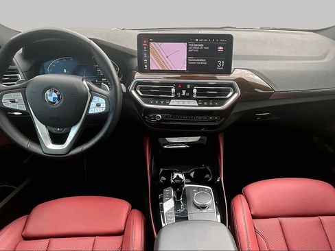 Used 2025 BMW X4 xDrive30i AWD/4WD image 14
