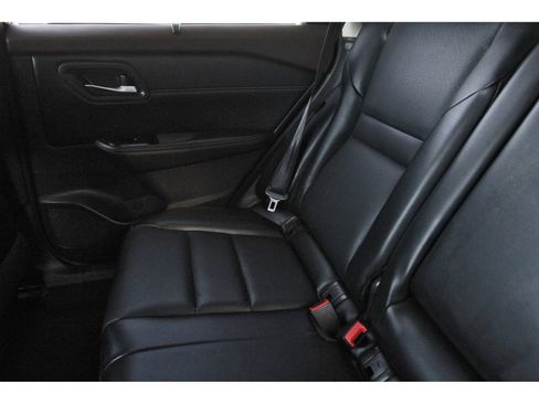 Used 2023 Nissan Rogue SV w/ SV Premium B Package image 14