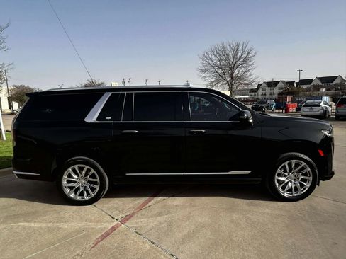 Used 2023 Cadillac Escalade ESV Premium Luxury w/ LPO, Radiant Package AWD/4WD image 6