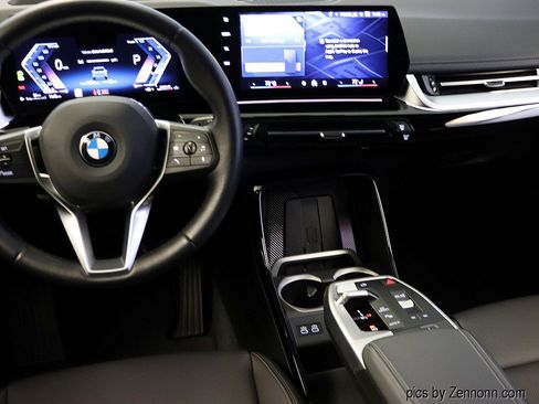 Certified 2025 BMW X1 xDrive28i image 16