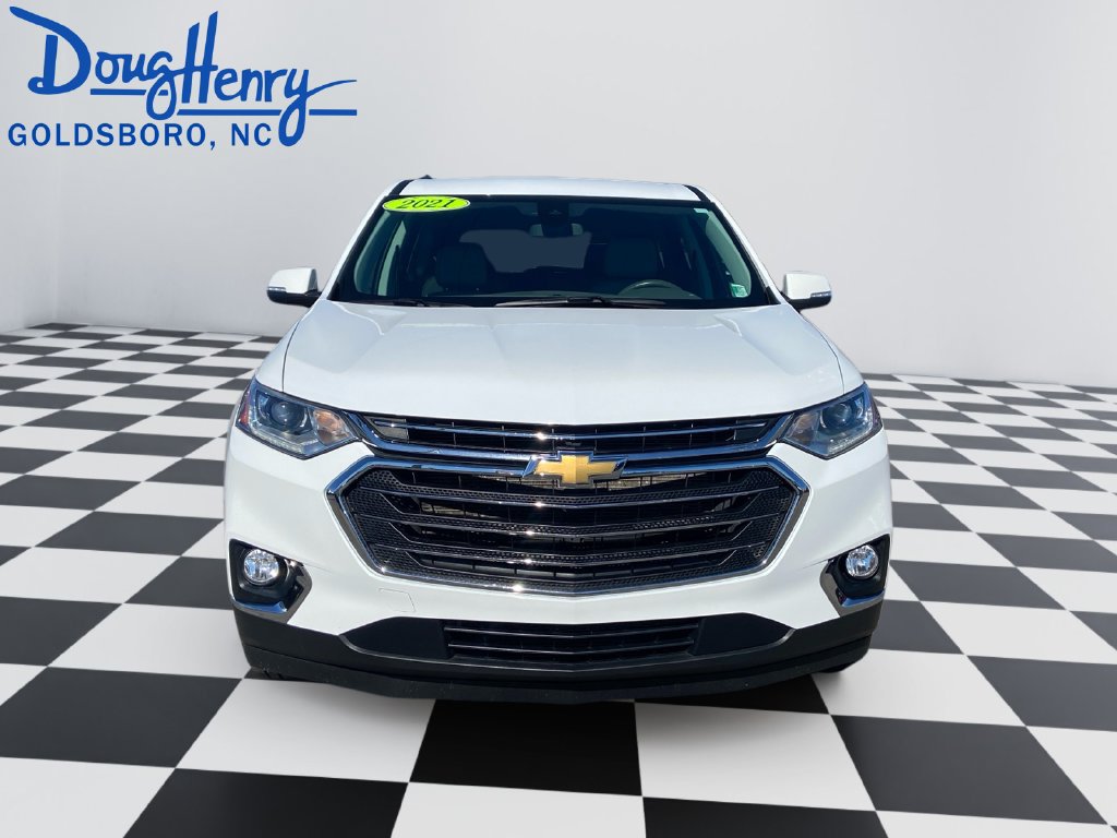 Used 2021 Chevrolet Traverse LT w/ LPO, Floor Liner Package FWD image 8