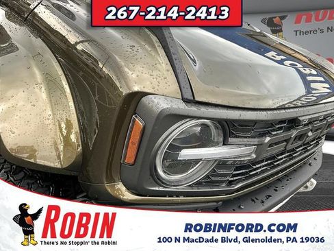 Used 2023 Ford Bronco Badlands w/ Sasquatch Package AWD/4WD image 31