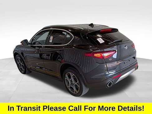 Used 2018 Alfa Romeo Stelvio AWD w/ Cold Weather Package image 8