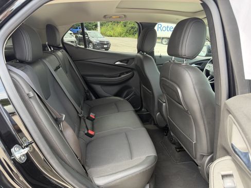 Used 2023 Buick Encore GX Select w/ Experience Buick Package FWD image 10