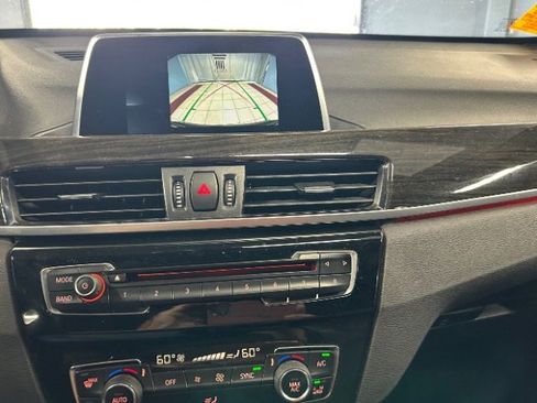 Used 2018 BMW X1 xDrive28i image 19
