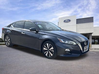 Used 2022 Nissan Altima 2.5 SL