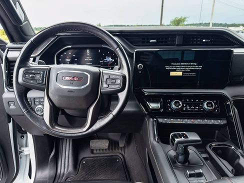 Used 2023 GMC Sierra 1500 AT4X AWD/4WD image 10