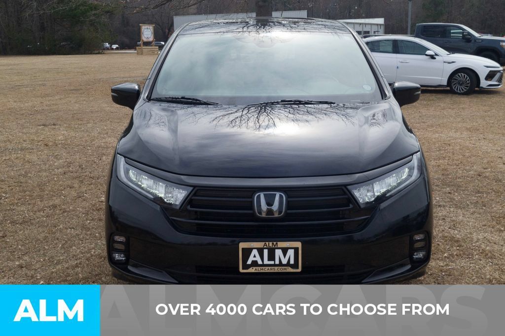 Used 2023 Honda Odyssey Sport image 2