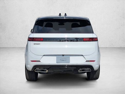 New 2026 Land Rover Range Rover Sport Dynamic SE AWD/4WD image 7