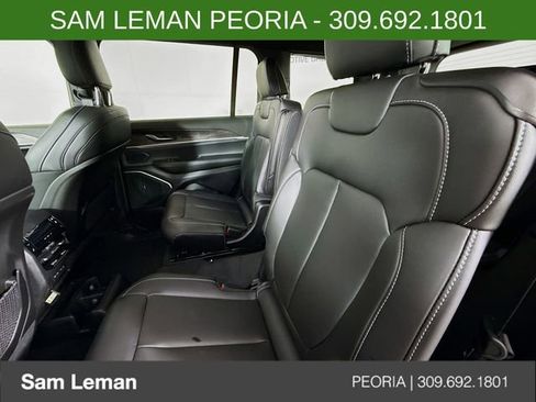 New 2026 Jeep Grand Cherokee L Limited w/ Limited Altitude Package AWD/4WD image 24