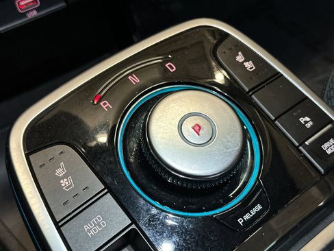Certified 2022 Kia Niro EX Premium image 27