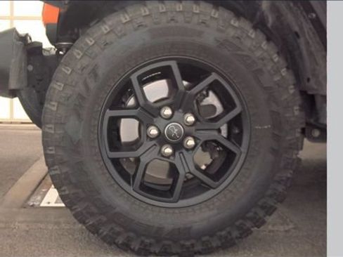 Used 2025 Jeep Wrangler Unlimited Sport AWD/4WD image 8