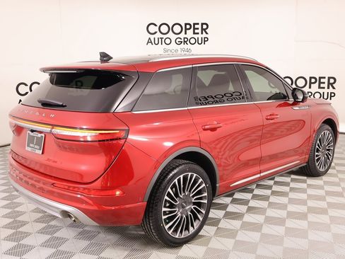 Used 2020 Lincoln Corsair Reserve w/ Equipment Group 201A image 22