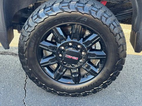 Used 2025 GMC Sierra 3500 AT4 w/ AT4 Premium Plus Package AWD/4WD image 7