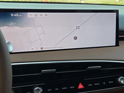 New 2026 Genesis GV70 2.5T Advanced AWD/4WD image 13