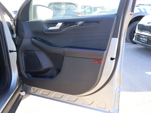 Used 2024 Ford Escape ST-Line w/ Tech Pack #1 image 10